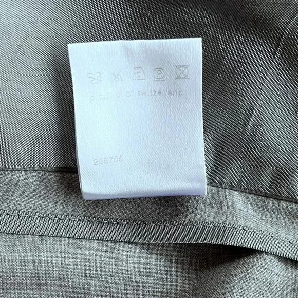 AKRIS Punto Minimalist Women’s Gray Wool Two Piece Dress Blazer Suit Size 10/12 - Picture 15 of 16